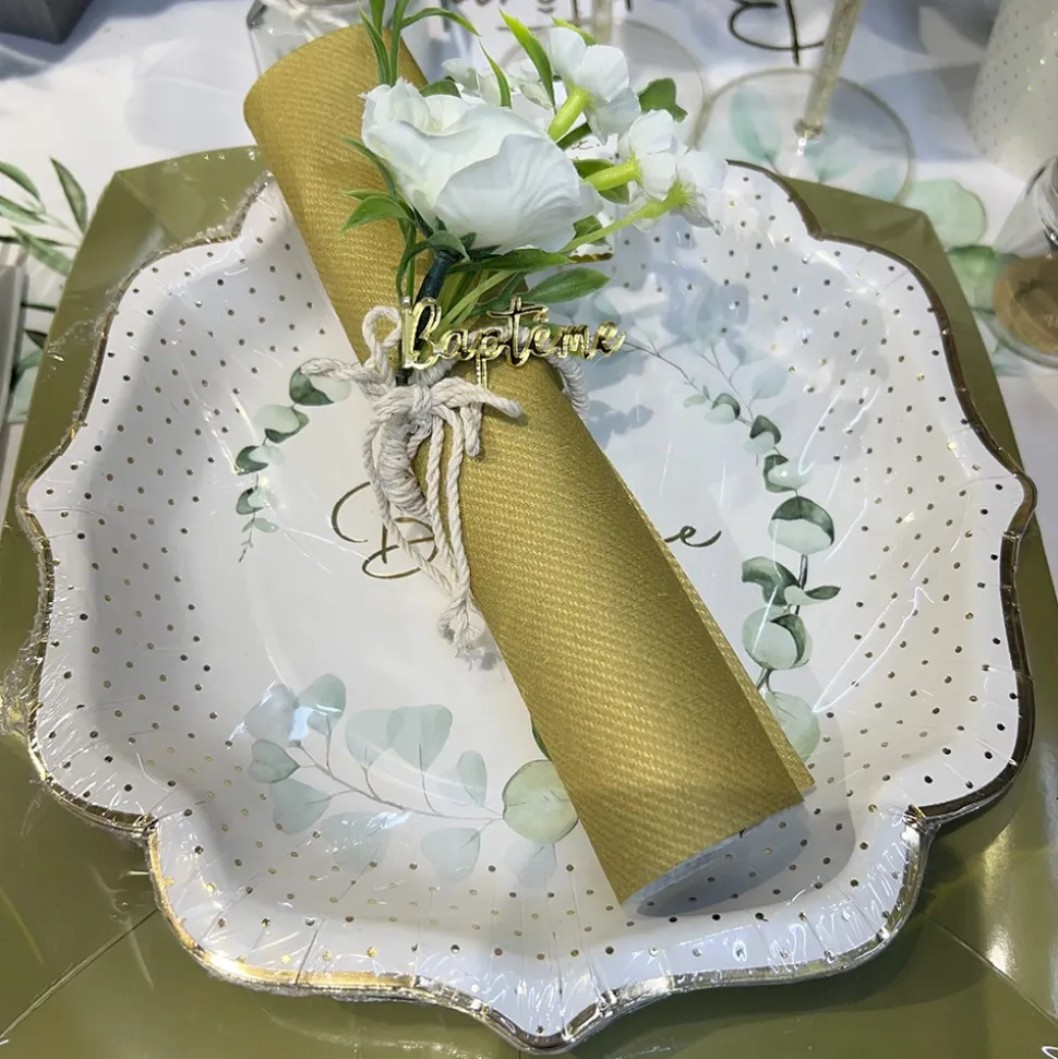 10 ASSIETTES CARTON BAPTÊME FEUILLAGE 21CM BLANC
