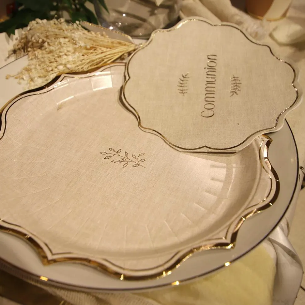 8 ASSIETTES CARTON COMMUNION 23CM LIN