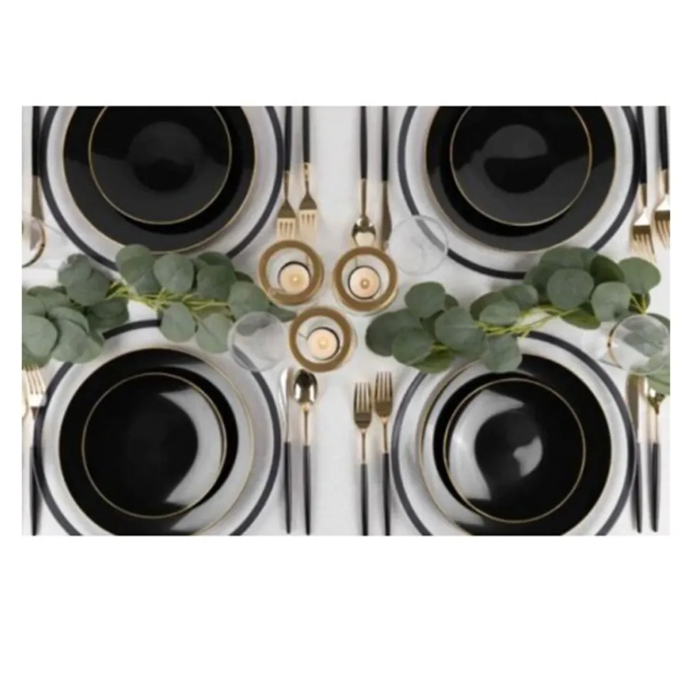 32 ASSIETTES CLASSIC COLLECTION NOIR OR
