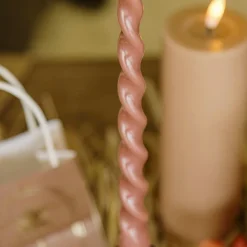 2 BOUGIES FLAMBEAU TORSADÉES 25CM 7H CAMEL