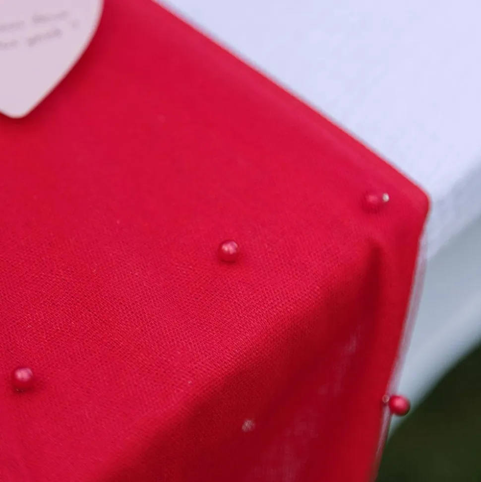CHEMIN DE TABLE ORGANZA PERLES 28CMX5M ROUGE