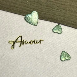 CONFETTIS COEURS 3D RÉSINE 50G VERT SAUGE