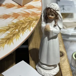 FIGURINE RÉSINE COMMUNIANTE DEBOUT 10.5CM BLANC