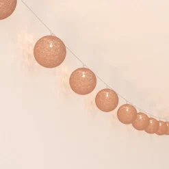 GUIRLANDE LED 10 BOULES BRILLANTES 6CM