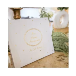 LIVRE DOR CARTON 1ER ANNIVERSAIRE 68P 22X19CM