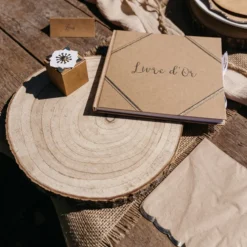 LIVRE D'OR KRAFT COIN OR 21X20CM