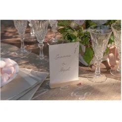 MARQUE-TABLE ARDOISE SOCLE BOIS 10X14CM BLANC