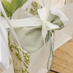 4 POCHONS TISSU GAUFRÉ N?'UD 9.5X11.5CM VERT