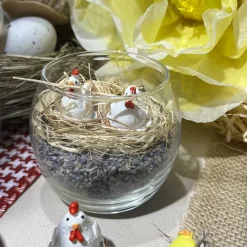 3 POULES RÉSINE DANS NID PAILLE 3.8CM BLANC
