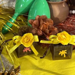 12 ROSES PAPIER DÉCORATIF ADHÉSIF 3.5CM OCRE