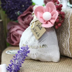 4 SACHETS TOILE JUTE COMMUNION DORÉ