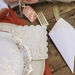 20 SERVIETTES PAPIER COCKTAIL JOLIS BRINS 24CM OR